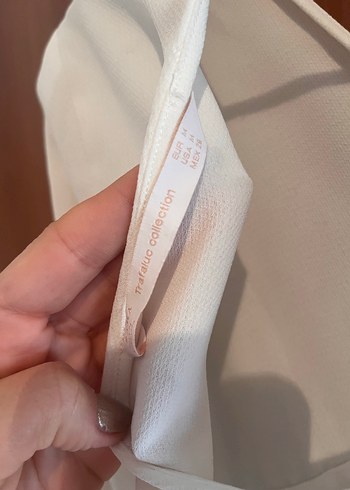 Zara Uzun Kollu, V Yakalı Beyaz Fırfırlı Mini Bluz - Görsel 4