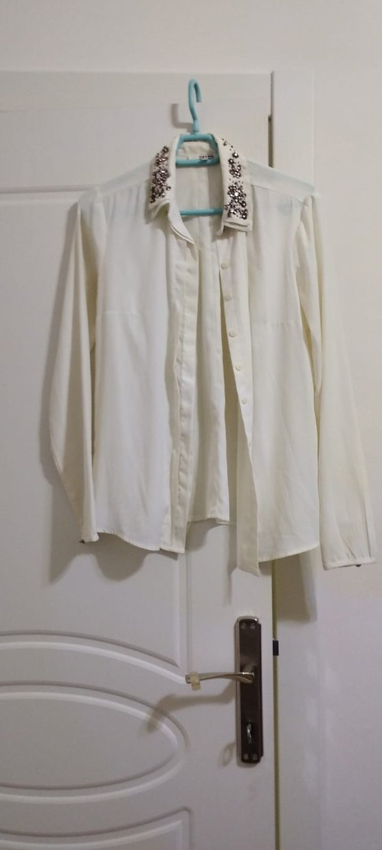 Düğmeli, Baskılı Beyaz Kadın Bluz - Görsel 2