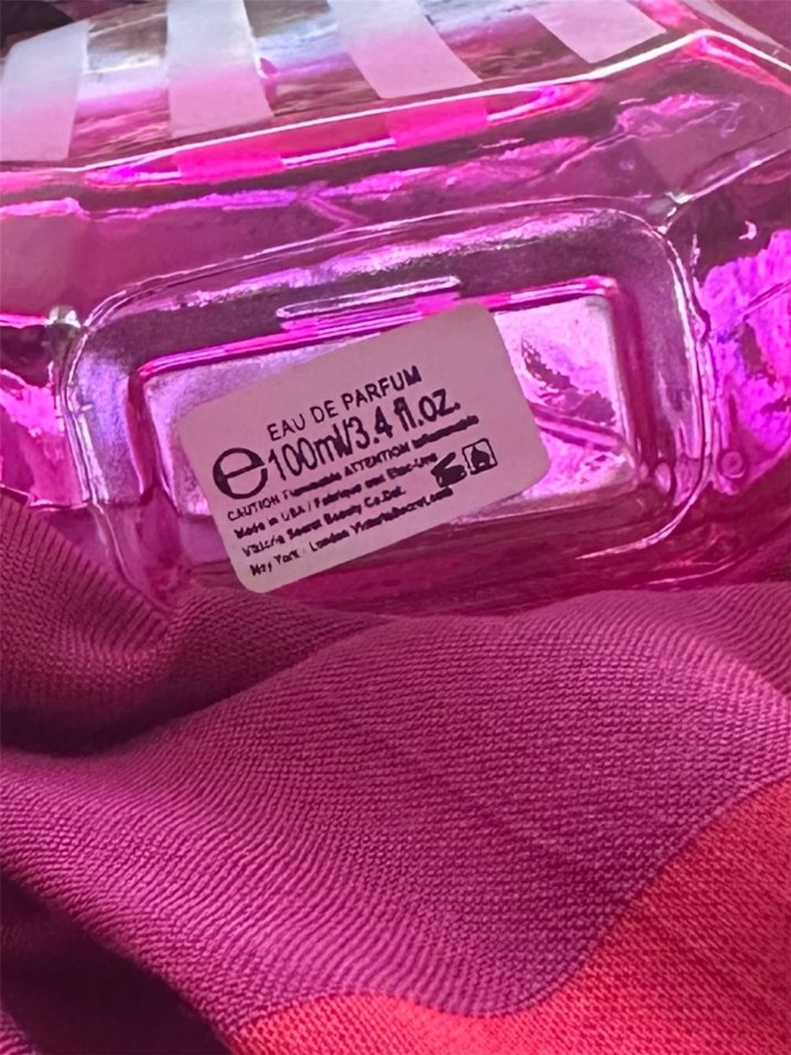 Victoria's Secret Bombshell Kadın Parfümü - Görsel 3