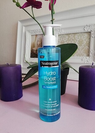 Neutrogena Neutrogena hydro boost yüz yıkama jeli