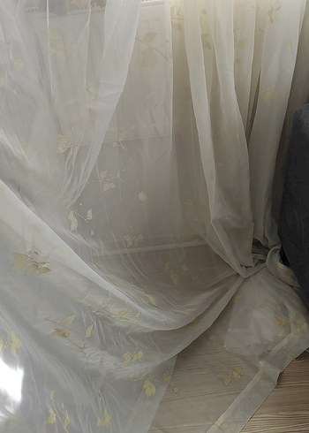 2 tane ayni ölçülerde tül perde Modern sarı gül motifli krem ren - Görsel 2