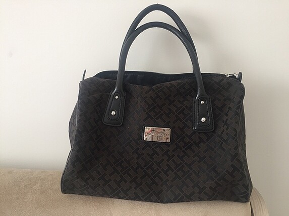 Orjinal tommy hilfiger kol çantası