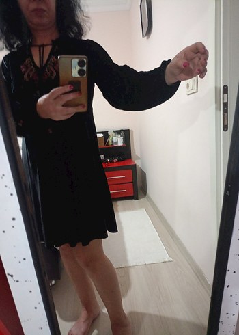 Uzun Kollu Siyah Nakışlı Bohem Elbise - Görsel 3