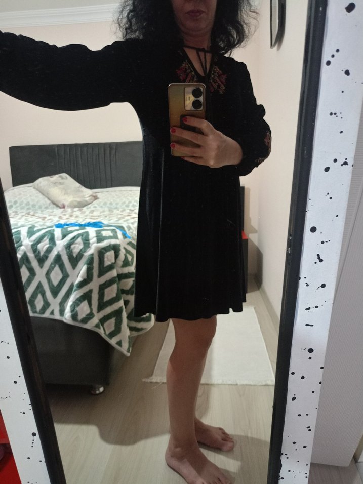 Uzun Kollu Siyah Nakışlı Bohem Elbise - Görsel 4