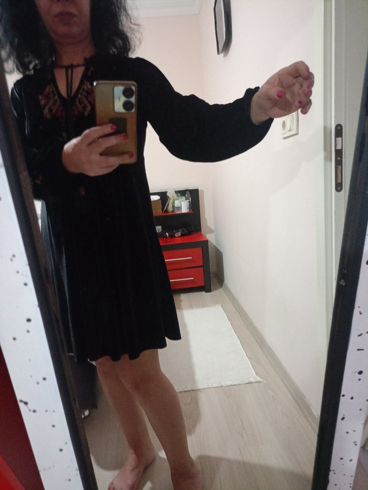 Uzun Kollu Siyah Nakışlı Bohem Elbise - Görsel 3