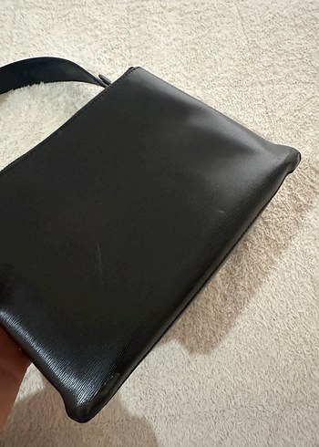 Siyah GUESS Deri Fermuarlı Kadın Çanta - Görsel 7