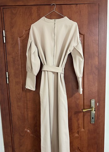 Bej Uzun Kollu Kadın Elbise - Görsel 2