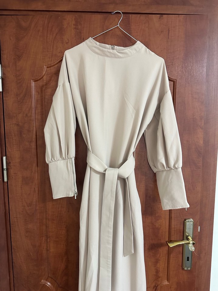 Bej Uzun Kollu Kadın Elbise - Görsel 5