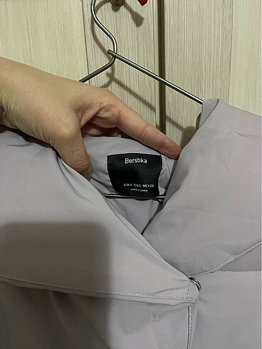 Bershka Şişme mont