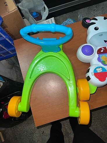 Fisher Price Fisher price ilk yürüme arkadaşı