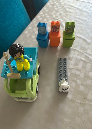 Diğer Yeşil Lego Çöp Kamyonu ve Geri Dönüşüm Seti