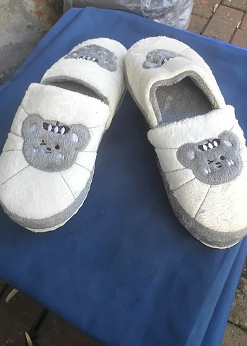 Gri Peluş Kadın Ev Terliği - Görsel 5