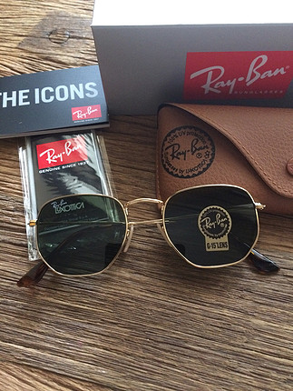 universal Beden Ray Ban 3548