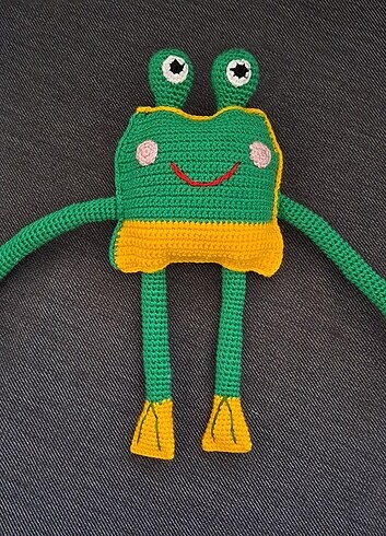 HAREKETLİ AMİGURUMİ KURBAĞA - Görsel 2