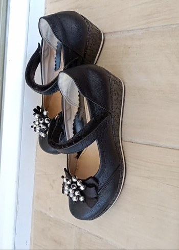 Kız Çocuk Siyah Tokalı Babet Ayakkabı - Görsel 5