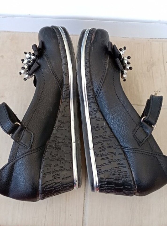 Kız Çocuk Siyah Tokalı Babet Ayakkabı - Görsel 3