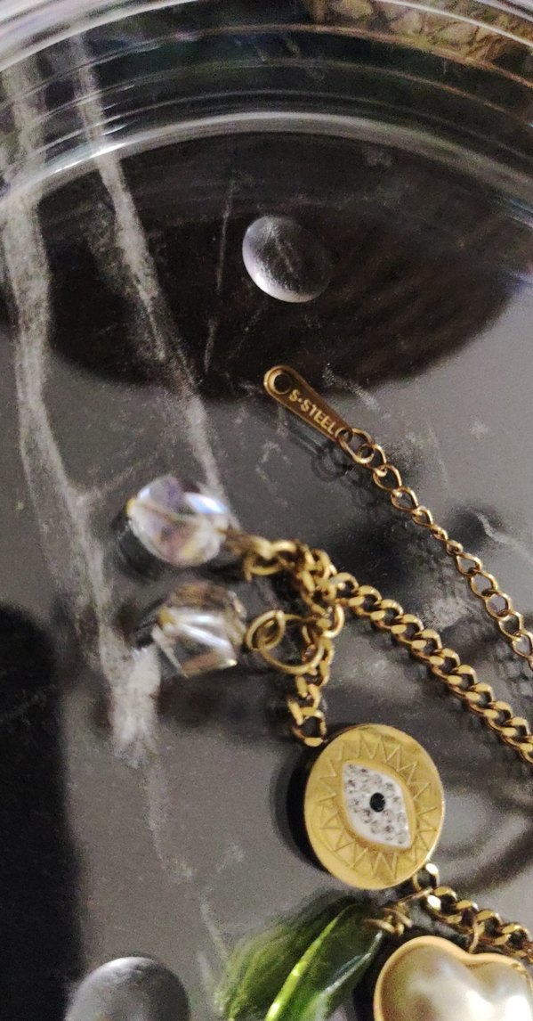 Zincir Detaylı Altın Renkli Bohem Çelik Bileklik - Görsel 3