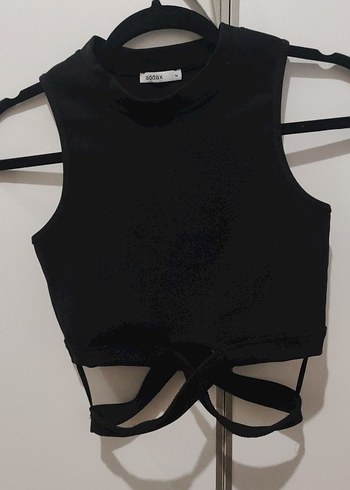 Siyah Bel Detaylı Strappy Crop Top - Görsel 2