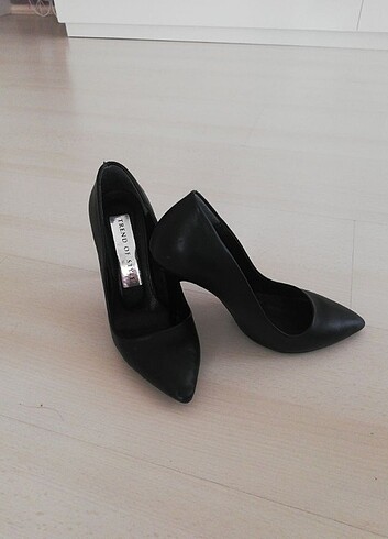 35 Beden siyah Renk Stiletto ayakkabı 