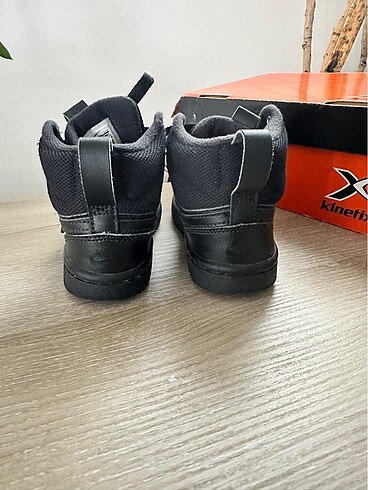 27 Beden siyah Renk Nike orginal bot