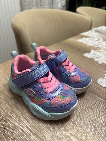 22 Beden Skechers