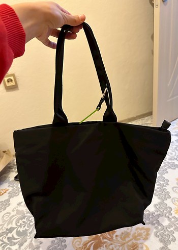 Kol çantası