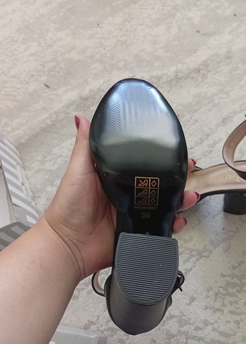 39 Beden Diger Siyah Stiletto Topuklu Abiye Ayakkabı