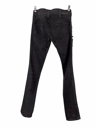 Diğer Yırtık detaylı jean