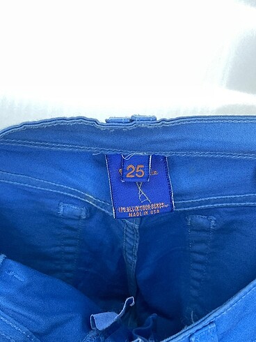 26 Beden Diğer Skinny %70 İndirimli.