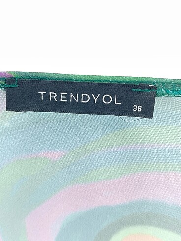 38 Beden çeşitli Renk Trendyol & Milla Kısa Elbise %70 İndirimli.