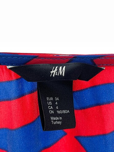 34 Beden çeşitli Renk H&M Kısa Elbise %70 İndirimli.