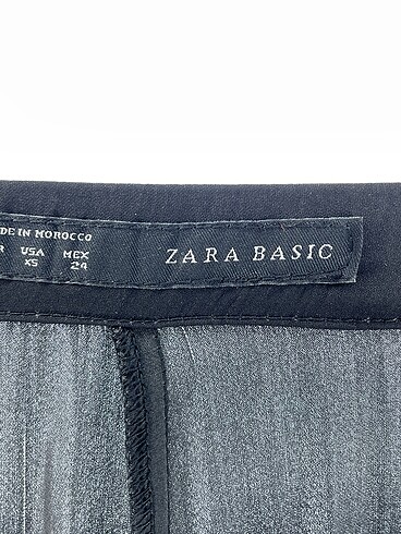 xs Beden siyah Renk Zara Düz Kesim %70 İndirimli.