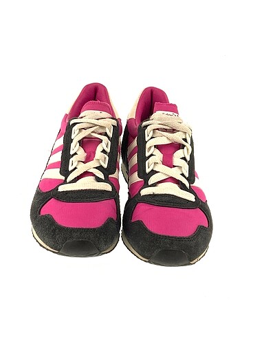 38,5 Beden Adidas Spor Ayakkabı %70 İndirimli.