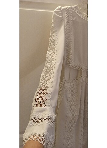 m Beden beyaz Renk Güpür İşlemeli Tasarım Elbise