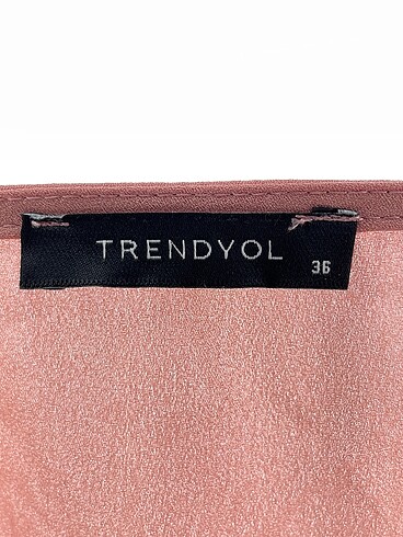 36 Beden çeşitli Renk Trendyol & Milla Bluz %70 İndirimli.
