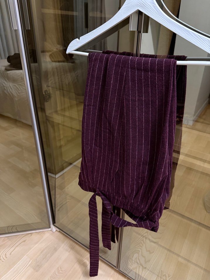 Bordo Kadın Keten Piliseli Kumaş Pantolon - Görsel 2