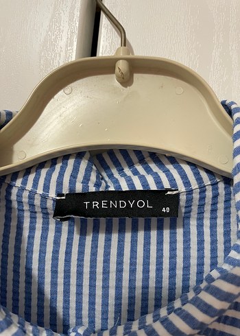 Trendyol & Milla Mavi Çizgili Gömlek