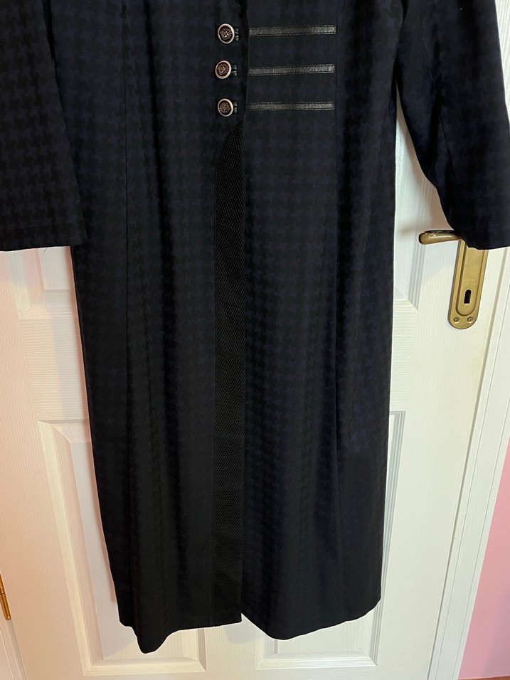 Düğmeli Uzun Siyah Kadın Kaban - Görsel 3