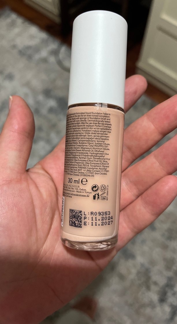 Flormar Perfect Coverage Fondöten SPF 15 Beige - Görsel 2