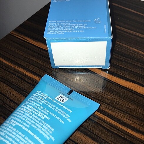 Beden Neutrogena® Hydro Boost® City Shield Nemlendirici Hafif Krem SPF