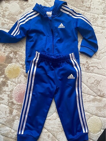 1 Yaş Beden mavi Renk Adidas bebek eşofman takımı