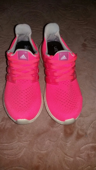 pembe adidas