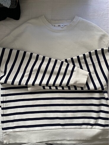 Mango Sweatshirt