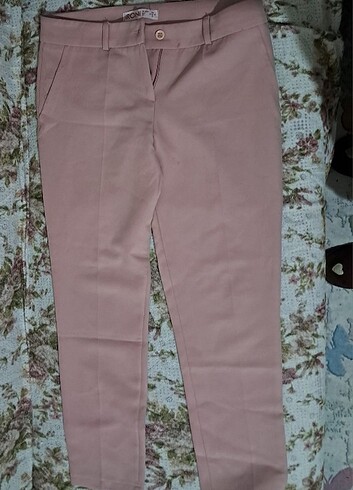 Pembe pantalon