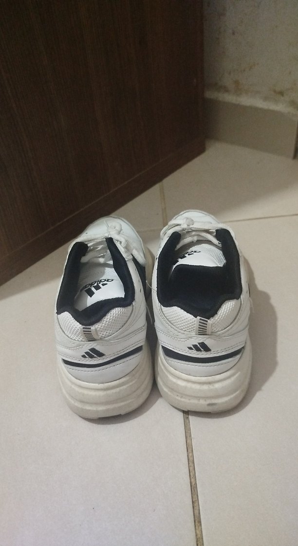 Beyaz Bağcıklı Kadın Spor Ayakkabı - Görsel 4