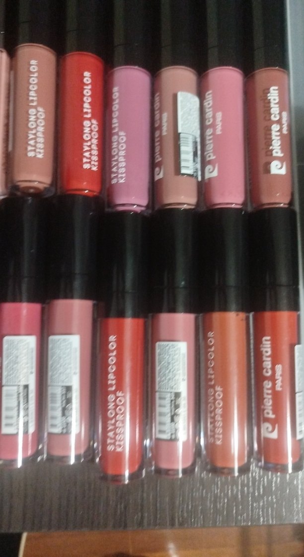 Çok Renkli Avon ve Pierre Cardin Ruj Seti - Görsel 5