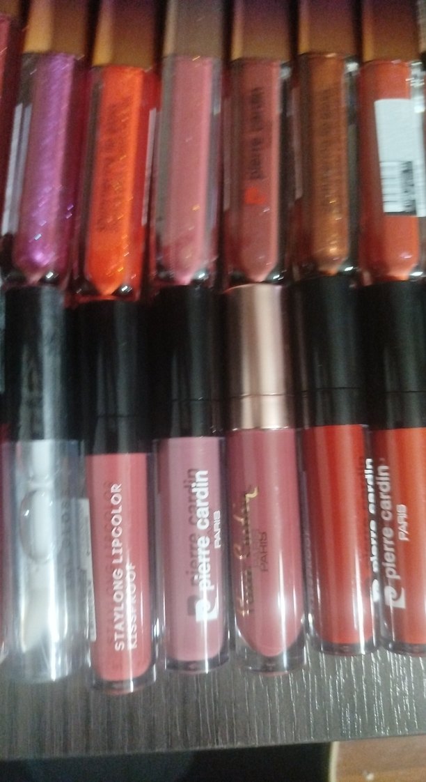 Çok Renkli Avon ve Pierre Cardin Ruj Seti - Görsel 3