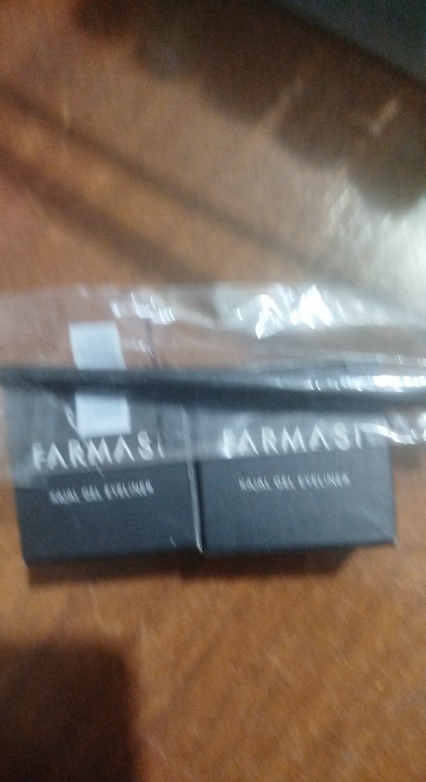 Farmasi Siyah Kajal Jel Eyeliner - Görsel 2