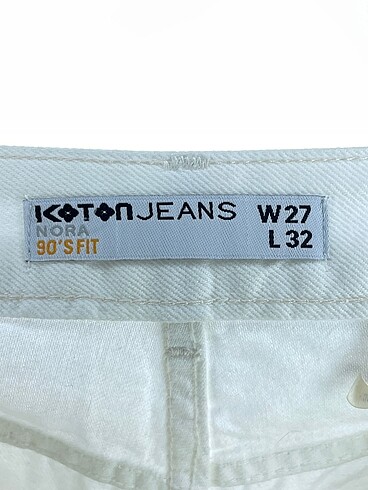 27 Beden beyaz Renk Koton Jean / Kot %70 İndirimli.