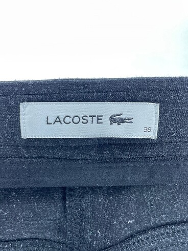 36 Beden siyah Renk Lacoste Kumaş Pantolon %70 İndirimli.